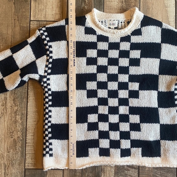 BiBi Monochrome Knit Sweater - Picture 11 of 11